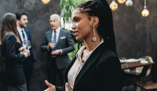 workers-walking-sunset